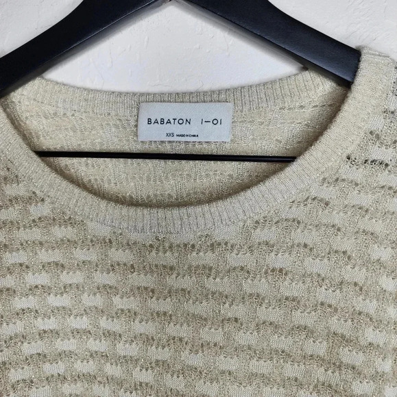 Aritzia Babaton Ivory & gold dolman sleeve oversized Sweater XXS​ - Picture 2 of 7